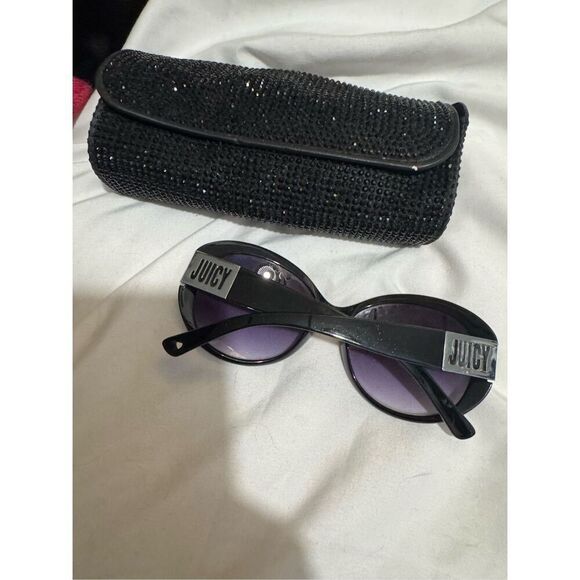 Rare Vtg Y2K JUICY COUTURE black Atlanta  Butterfly Sunglasses - Picture 1 of 3